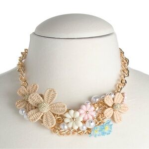🌀BETSEY JOHNSON GOLD PLATED FLOWER BIB NECKLACE -  NWT